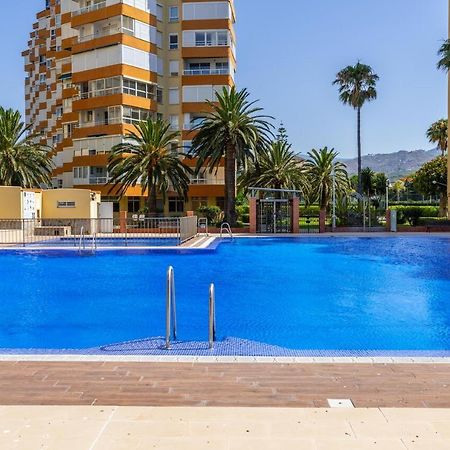 Beachfront Apartment In Альгарробо-Коста Экстерьер фото